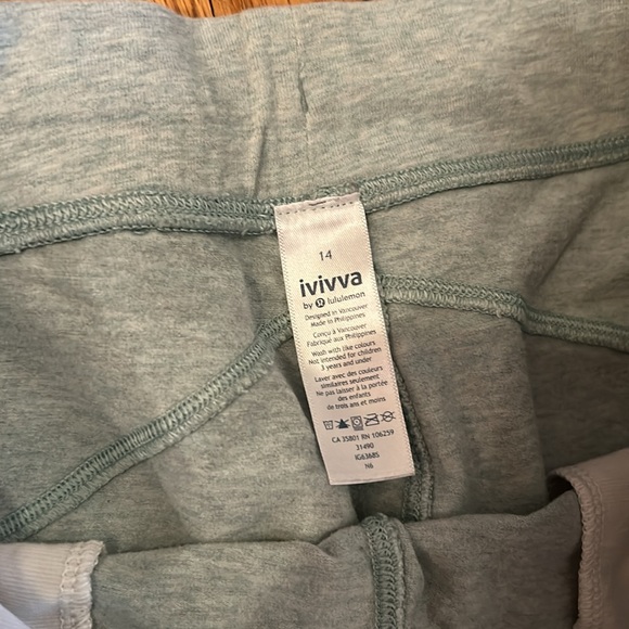 Ivivva by Lululemon sz 14 kids (2) lounge pants - Picture 3 of 4